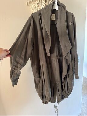 La Hearts Olive Draped Open-Front Trench Coat